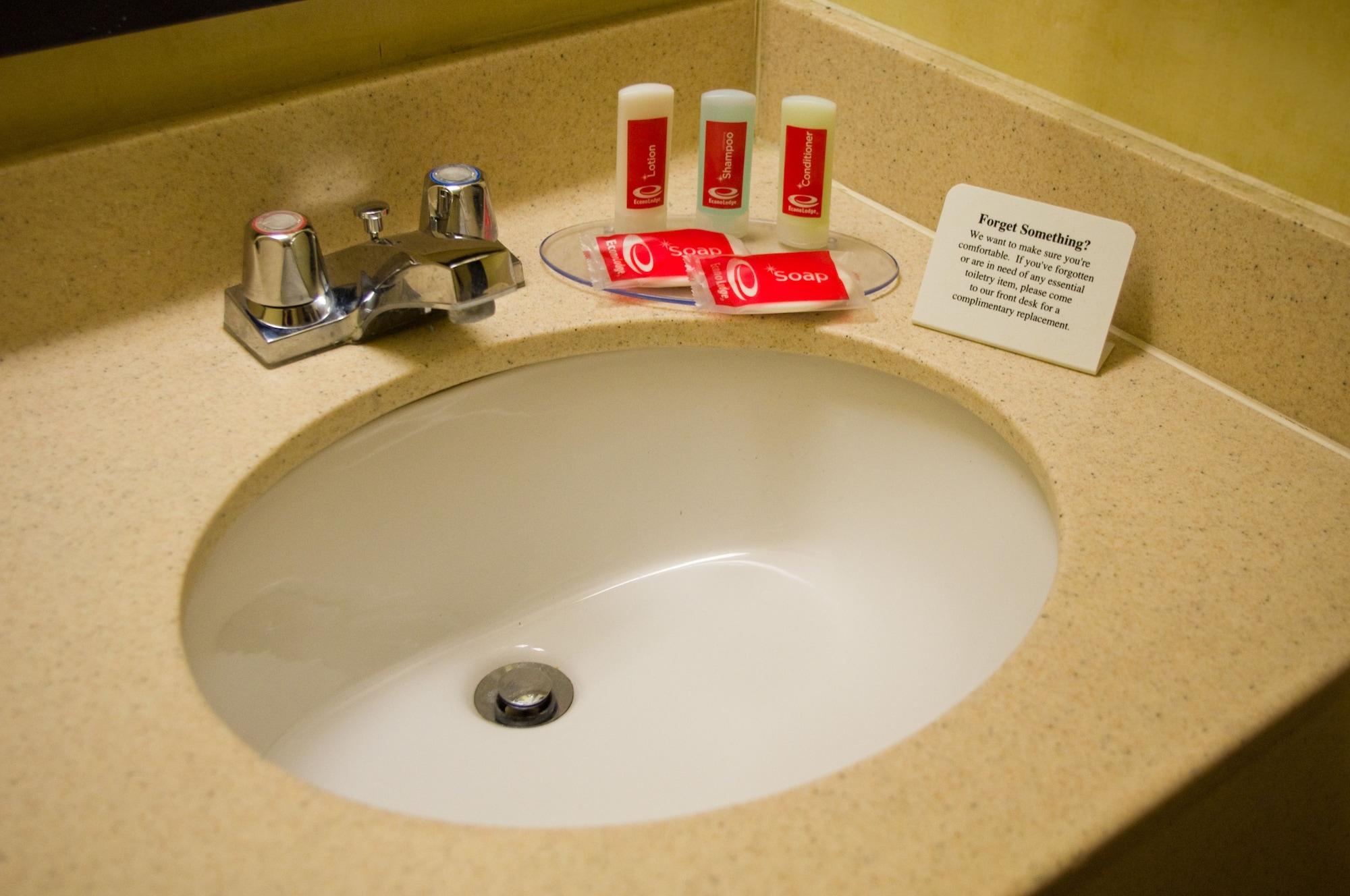 Howard Johnson By Wyndham Hotel 2*