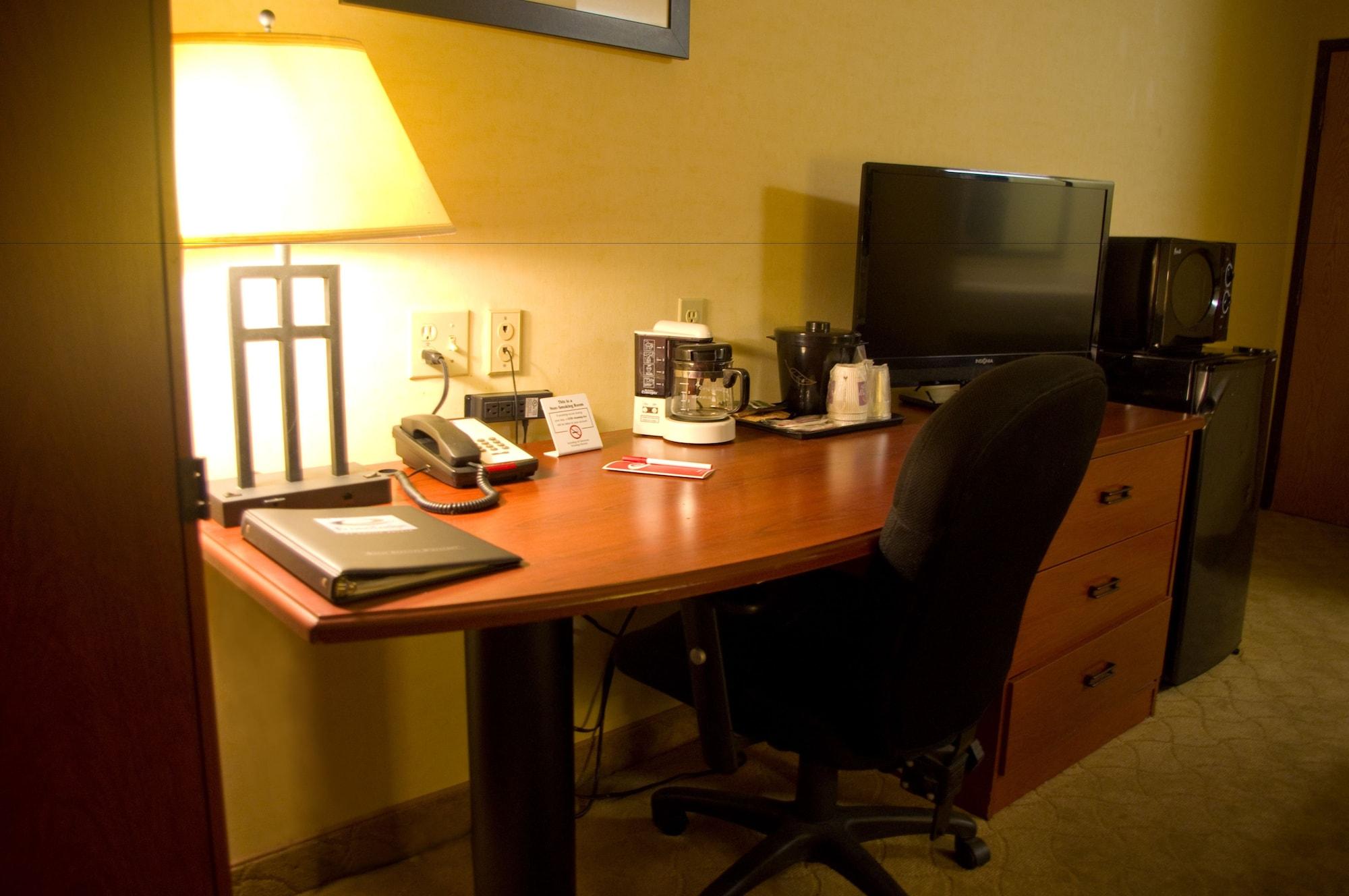 Howard Johnson By Wyndham 2*