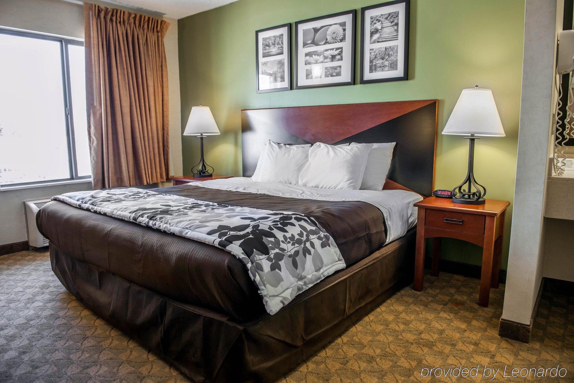 Howard Johnson By Wyndham Hotel Urbana