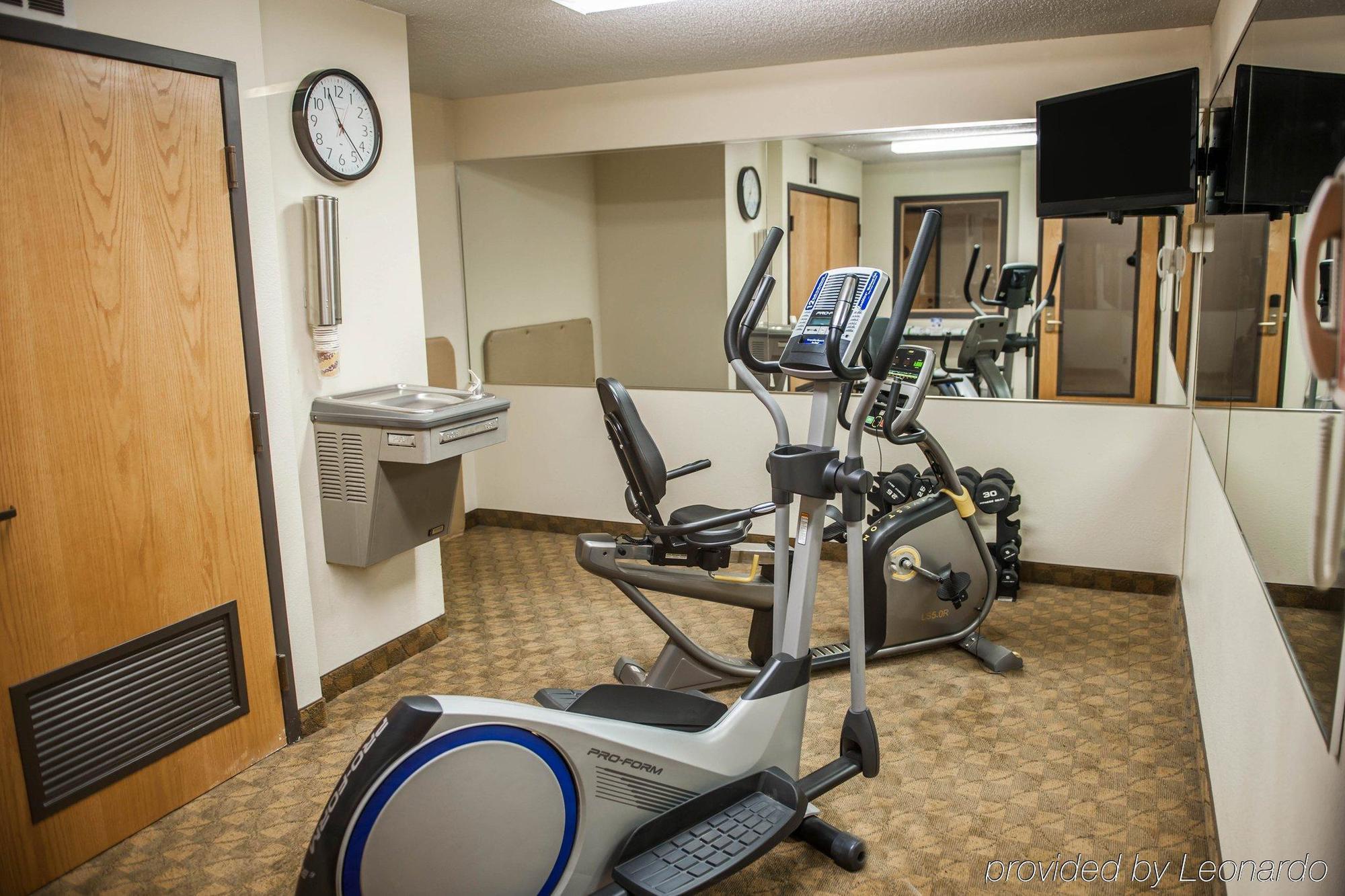 Howard Johnson By Wyndham Hotel