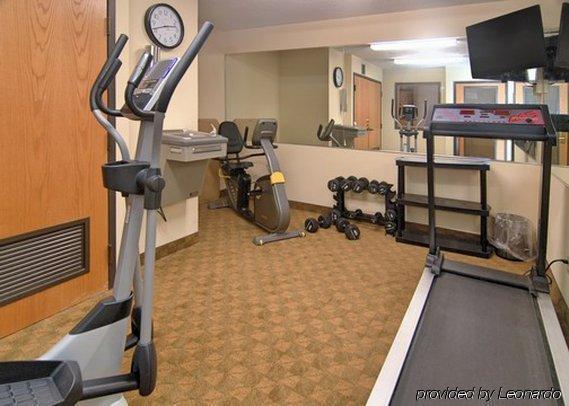 Howard Johnson By Wyndham