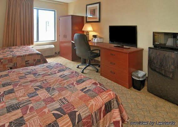 Hotel Howard Johnson By Wyndham 2*