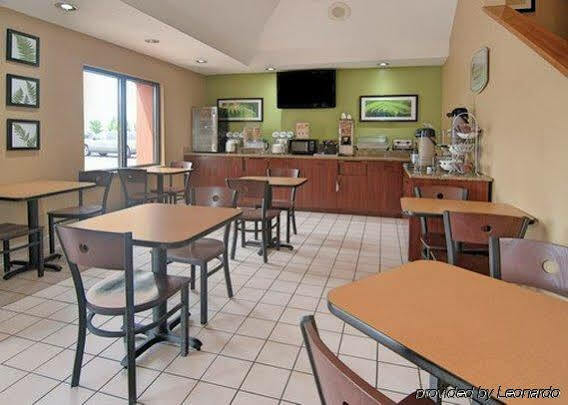 Hotel Howard Johnson By Wyndham Urbana